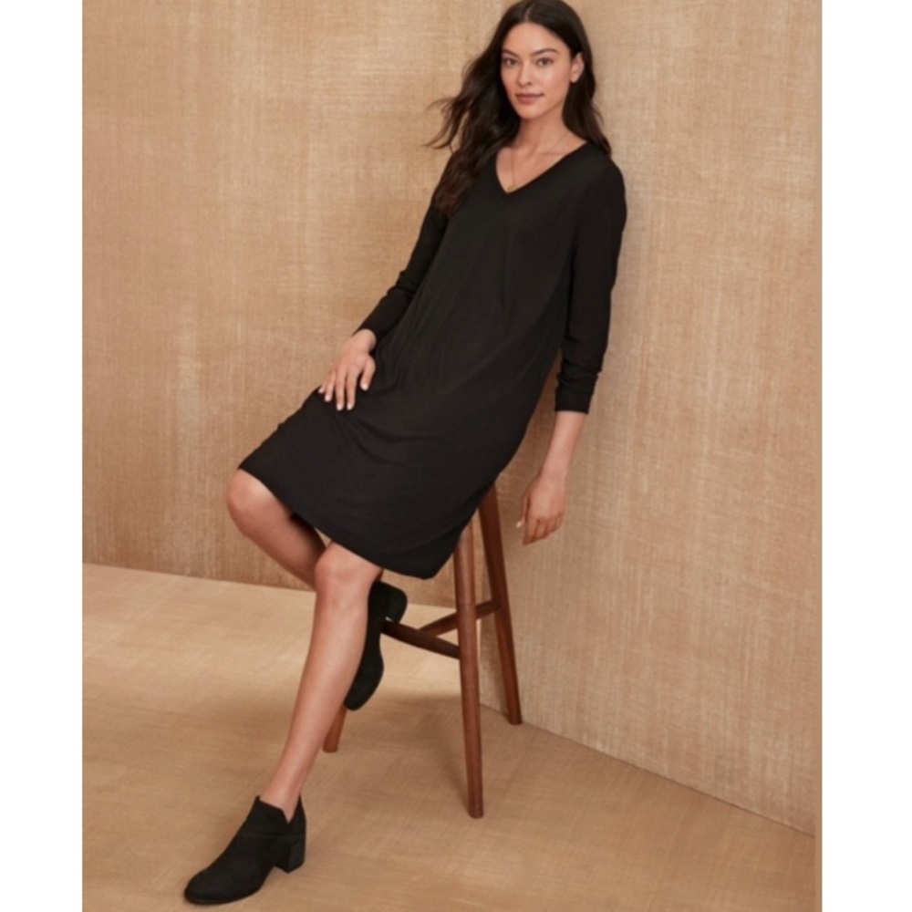 EILEEN FISHER black classic jersey stretch dress size medium like new